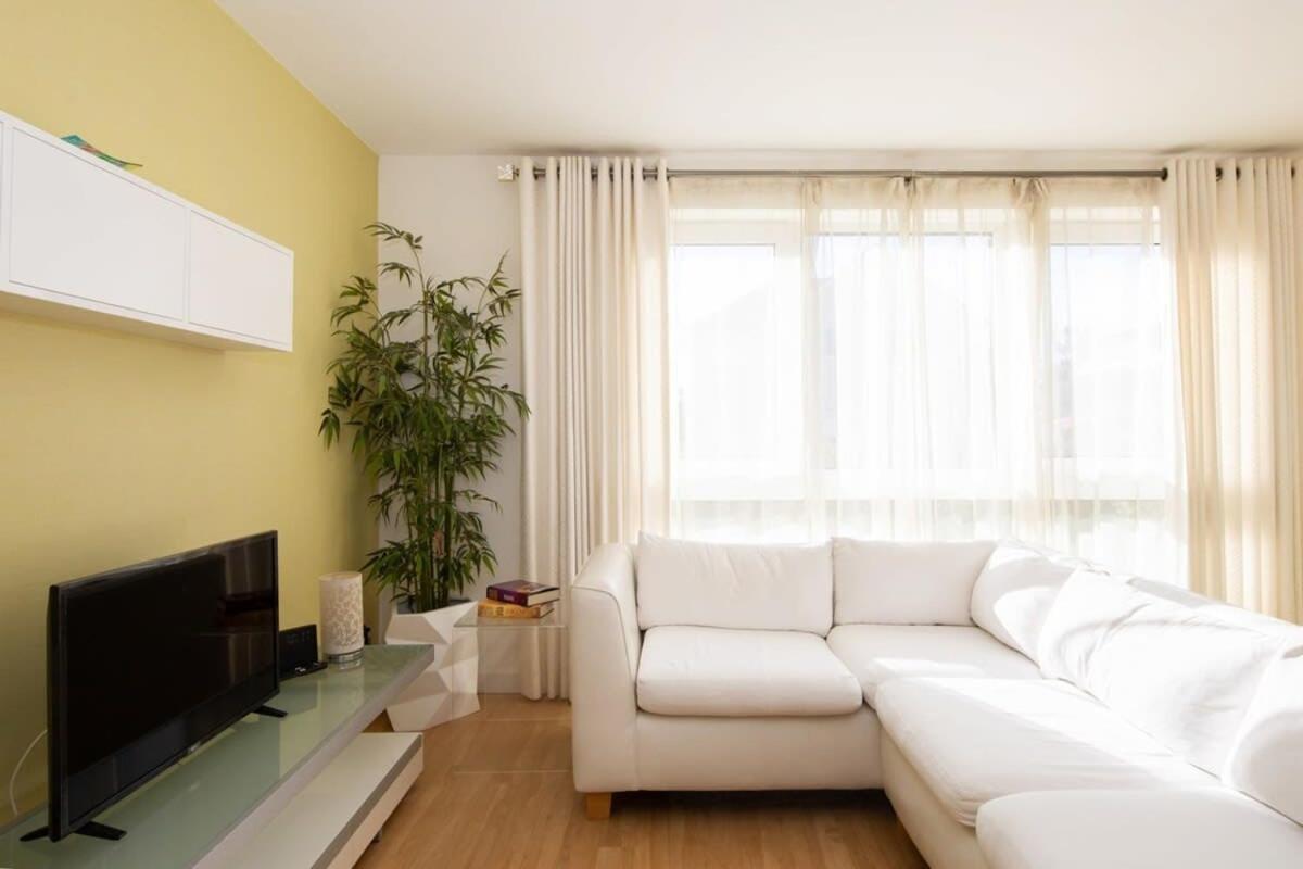 Sunny & Modern Near The Beach & Village W Parking Ист-Уиттеринг Экстерьер фото