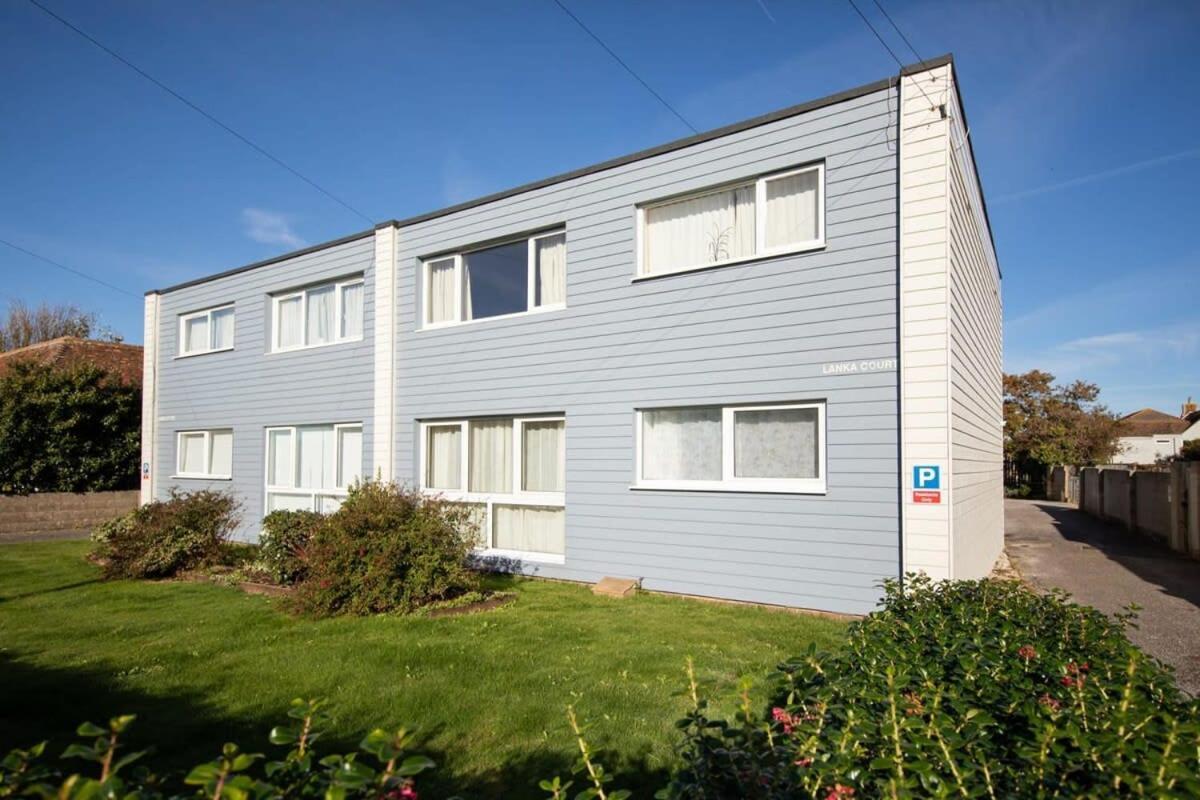 Sunny & Modern Near The Beach & Village W Parking Ист-Уиттеринг Экстерьер фото